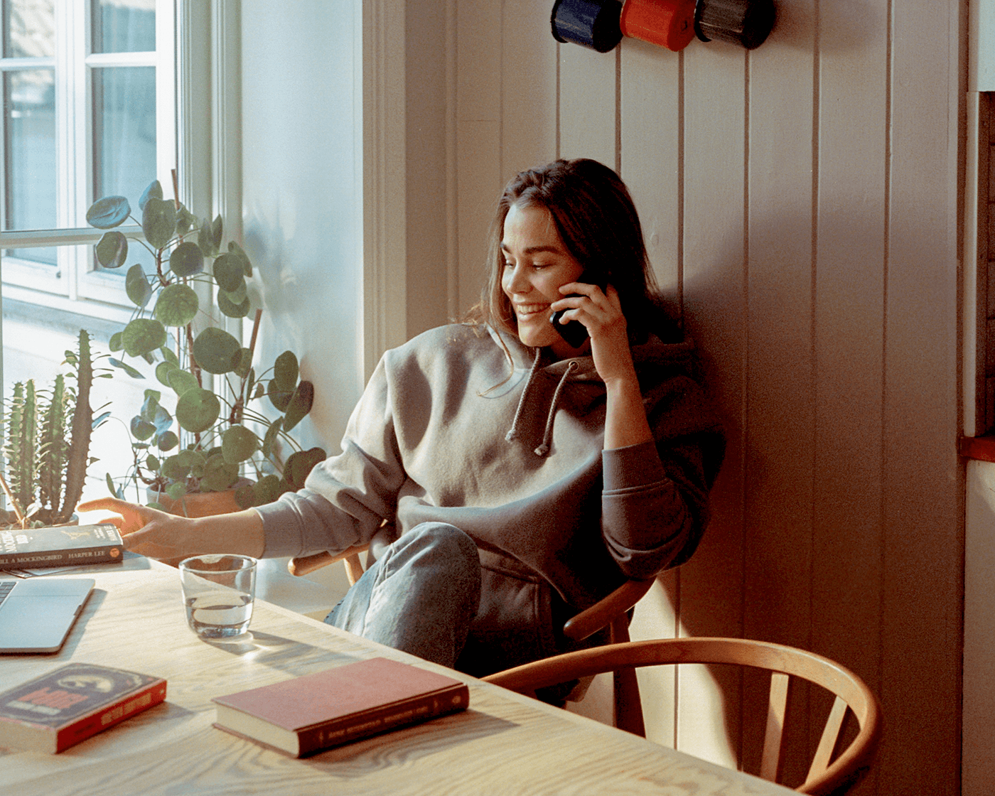 datter i telefon