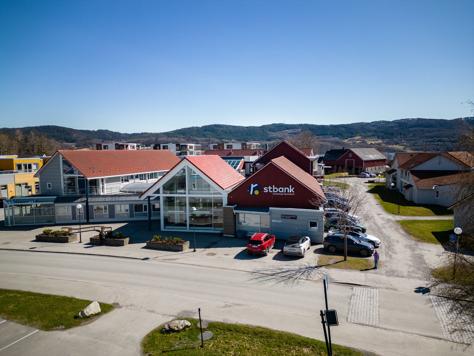 Bankbygg_fra_drone_1600x1200